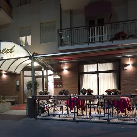 Hotel Marisa