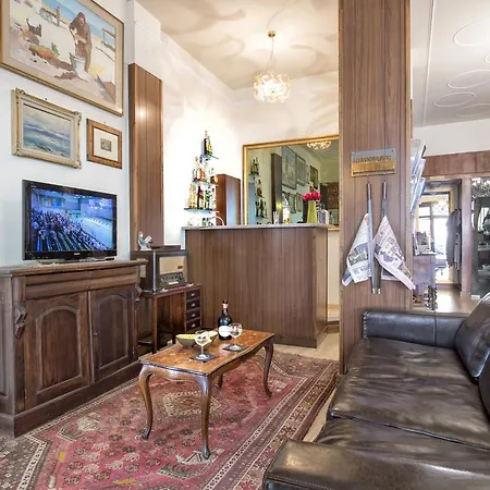 Hotel Marisa 3*