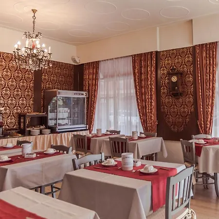 Hotel Marisa 3*
