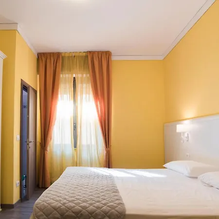 Hotel Marisa 3*