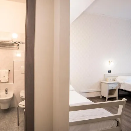 Hotell Marisa 3*